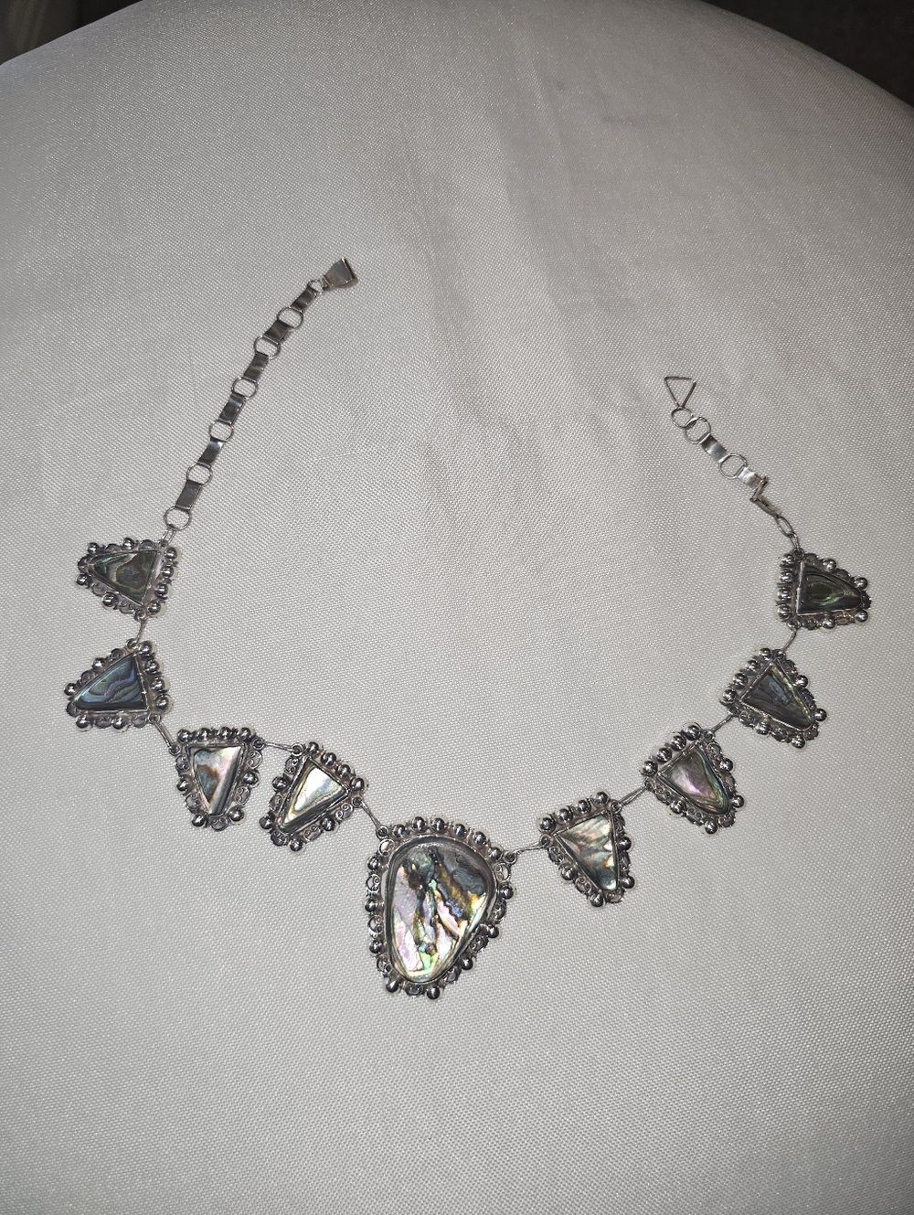 Silver-Tone Abalone Chocker Necklace in Iridescent Green
